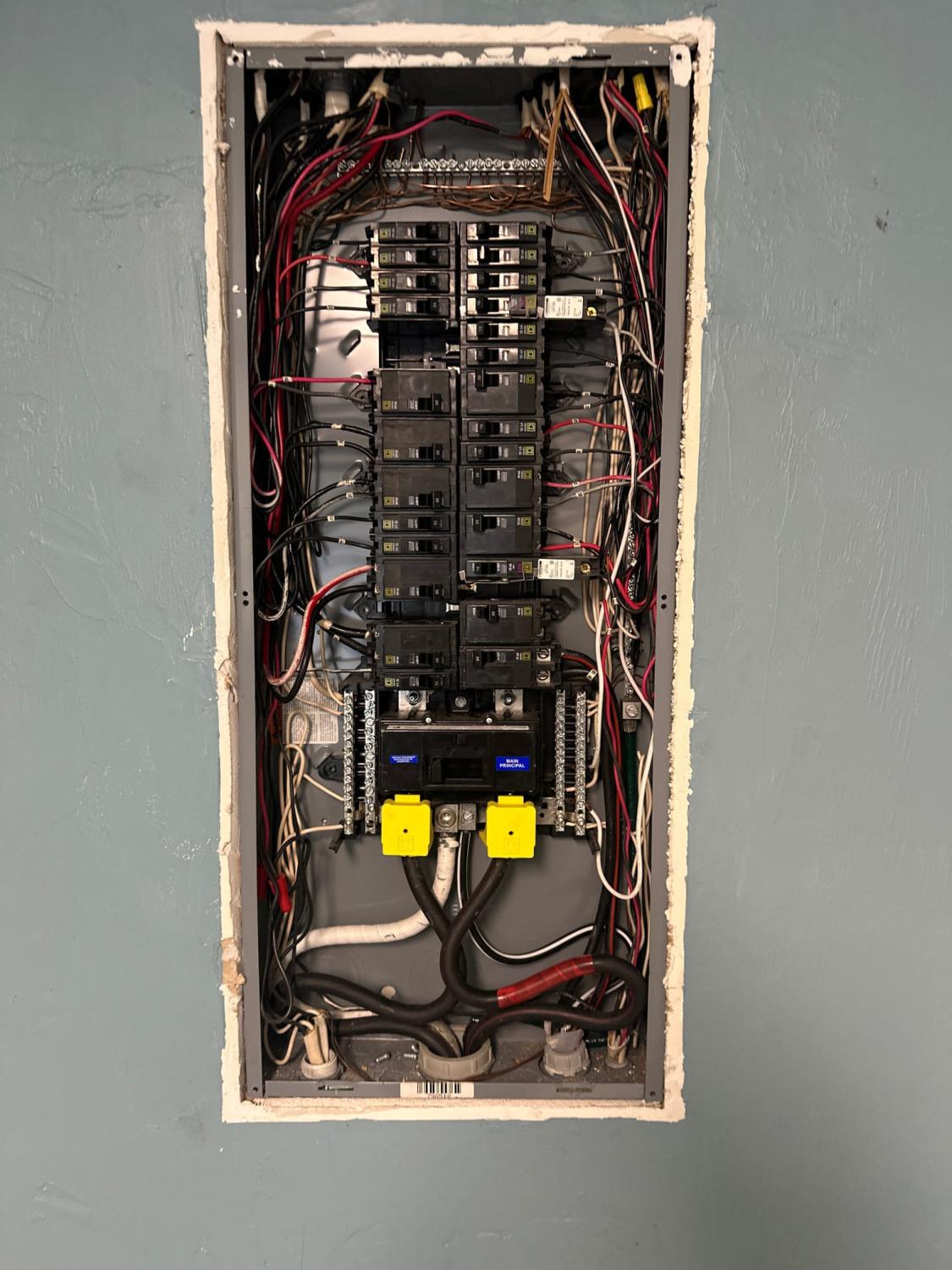 200 Amp QO Main Panel and Sub Panel Installation – Sanibel, FL