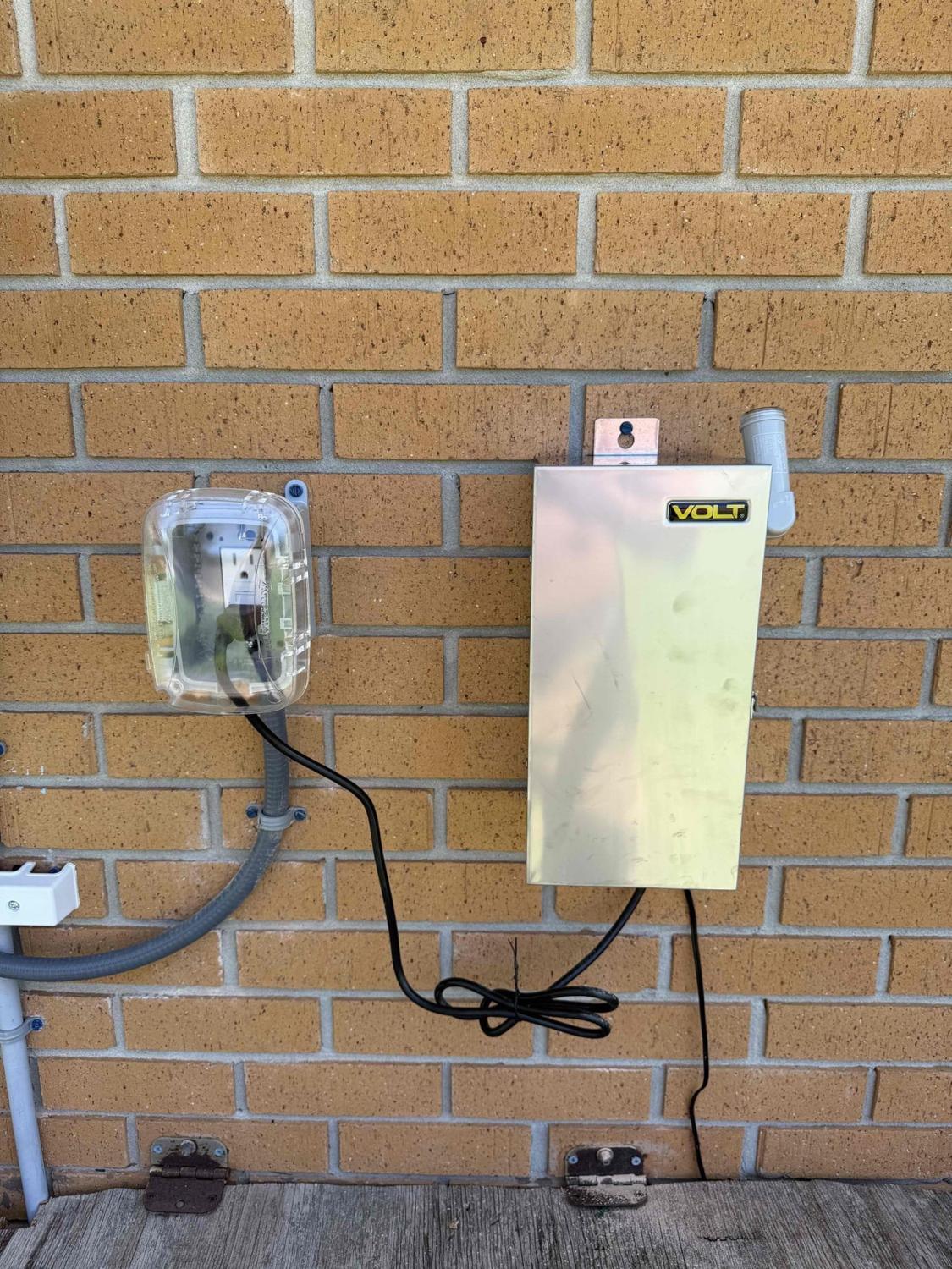 Residential Electrical Landscape Lighting Outdoor Lighting & Interior Electrical Upgrades – Bonita Springs, FL