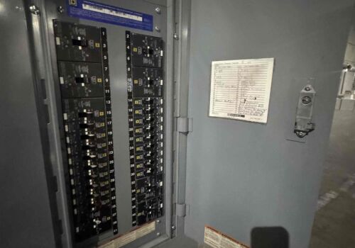 Electrical Disconnect Installation for Forklift – Fort Myers, FL