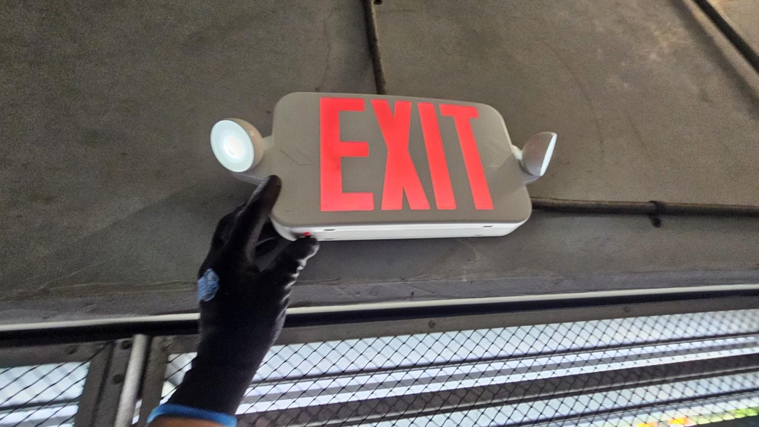 Exit Sign Combo Replacement with Lift – Venice, FL