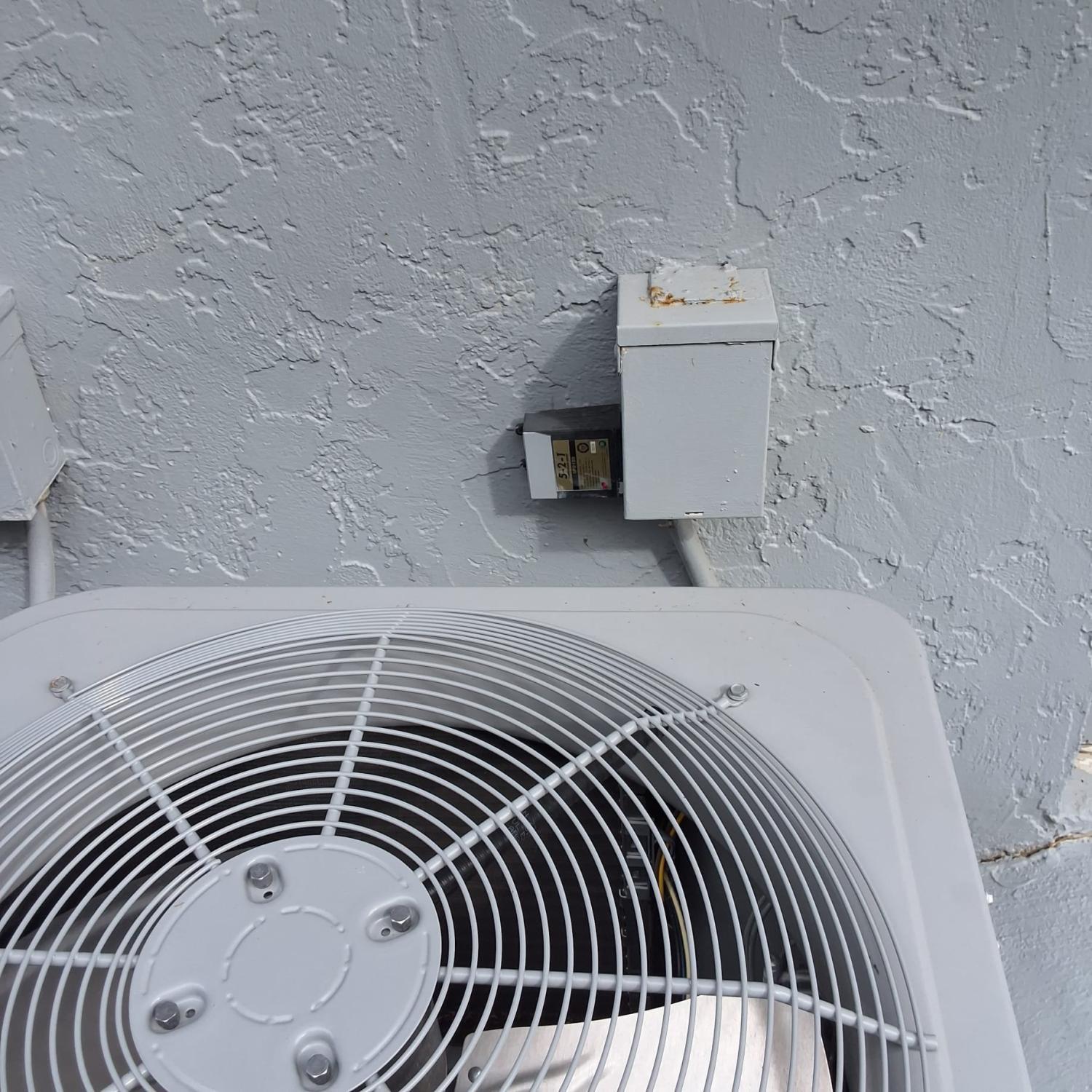 Kitchen & Pantry Light Troubleshooting – Fort Myers, FL